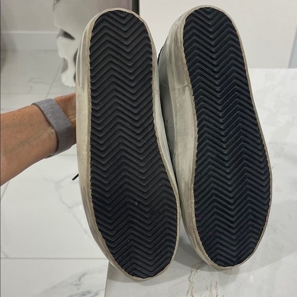 Golden Goose Metallic Silver and Black Sneakers - Picture 4 of 8